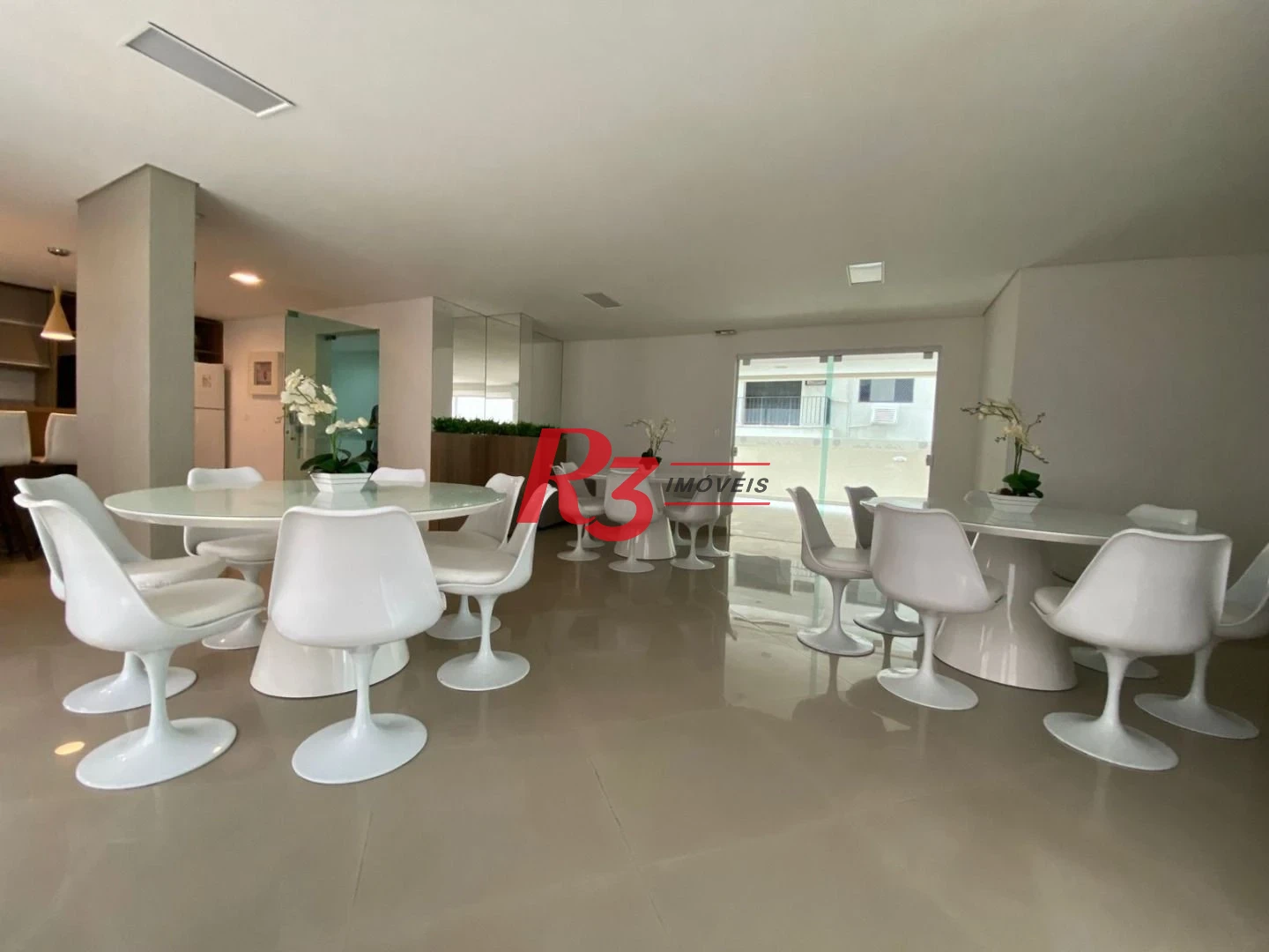Apartamento Duplex com 2 dormitórios à venda, 151 m² por R$ 852.000,00 - Pitangueiras - Guarujá/SP