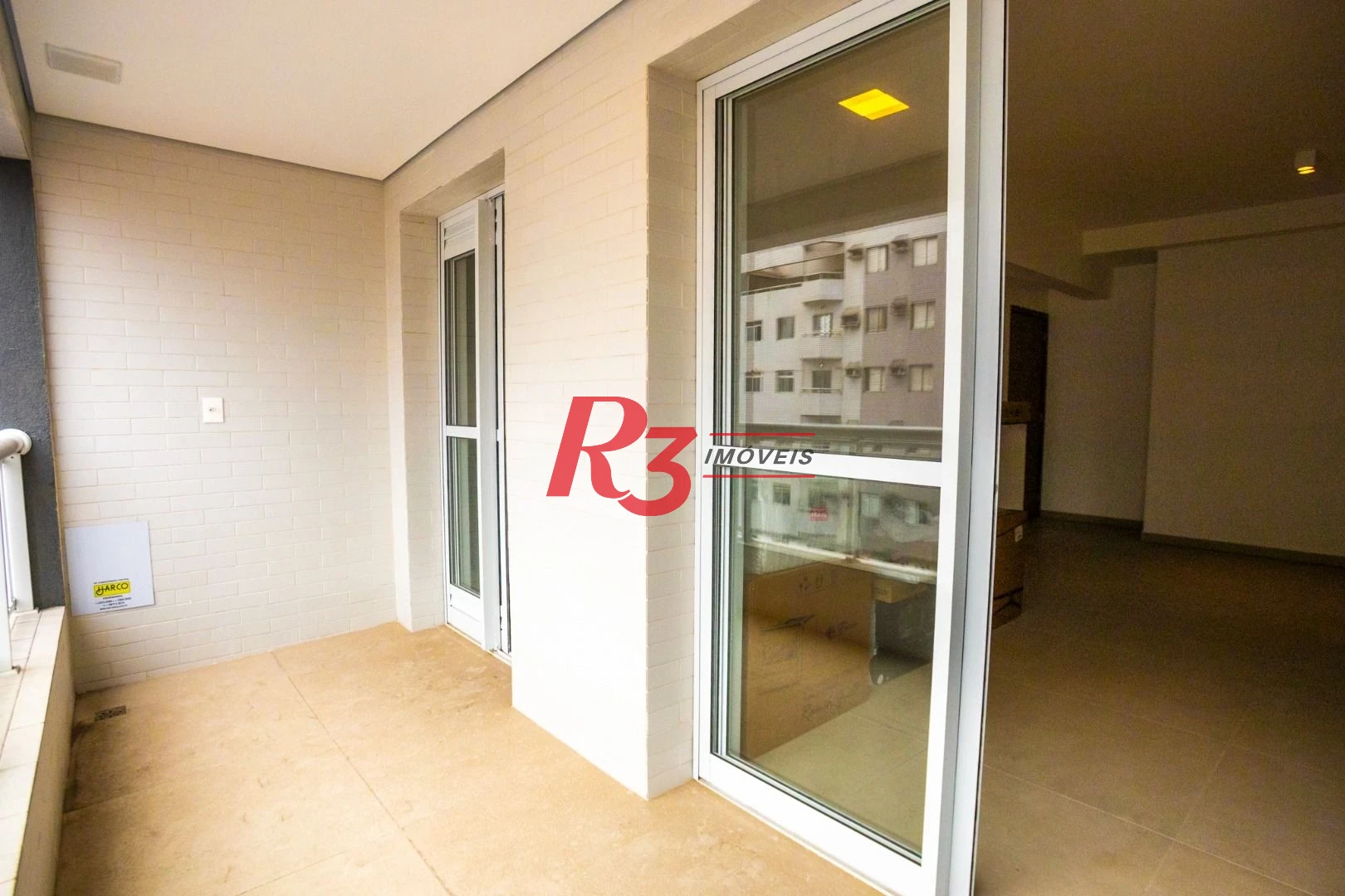 Apartamento com 2 dormitórios à venda, 74 m² por R$ 1.065.000,00 - Boqueirão - Santos/SP