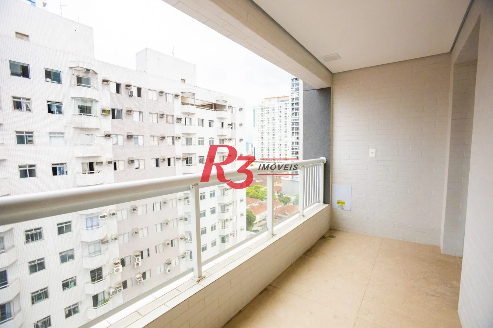 Apartamento com 2 dormitórios à venda, 74 m² por R$ 1.065.000,00 - Boqueirão - Santos/SP