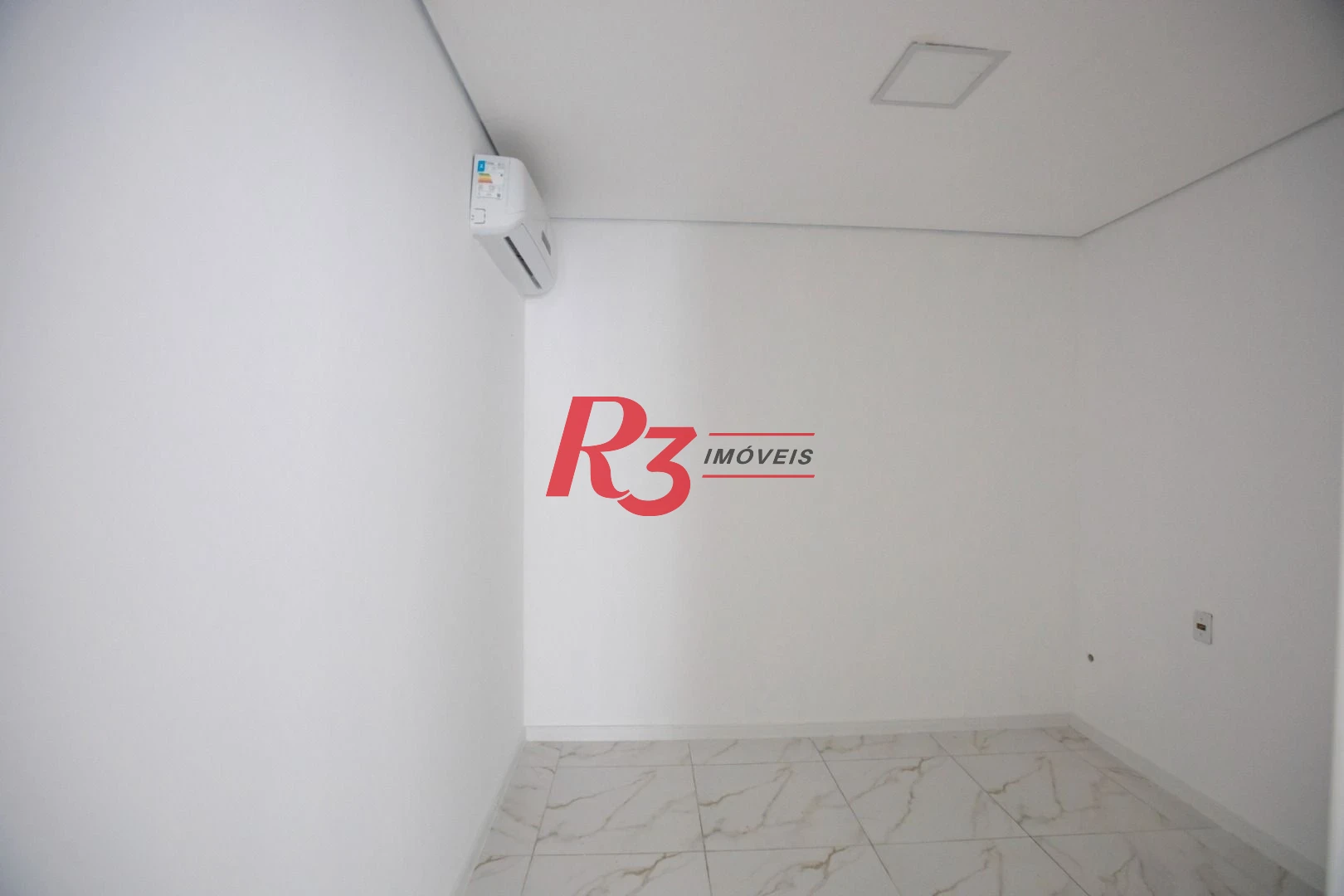 Sala, 179 m² - venda por R$ 1.772.000,00 ou aluguel por R$ 13.600,00/mês - Ponta da Praia - Santos/SP