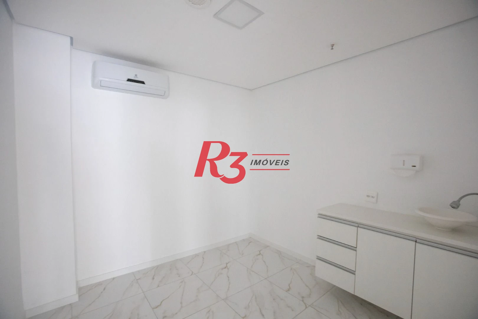 Sala, 179 m² - venda por R$ 1.772.000,00 ou aluguel por R$ 13.600,00/mês - Ponta da Praia - Santos/SP