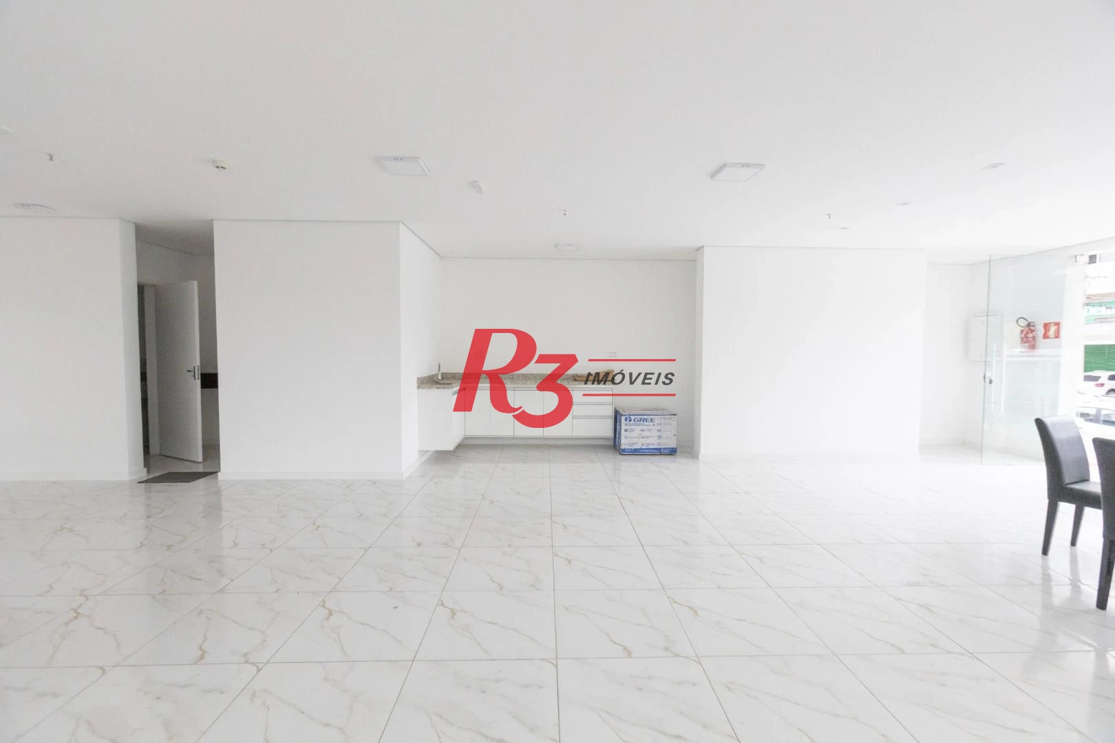 Sala, 179 m² - venda por R$ 1.772.000,00 ou aluguel por R$ 13.600,00/mês - Ponta da Praia - Santos/SP