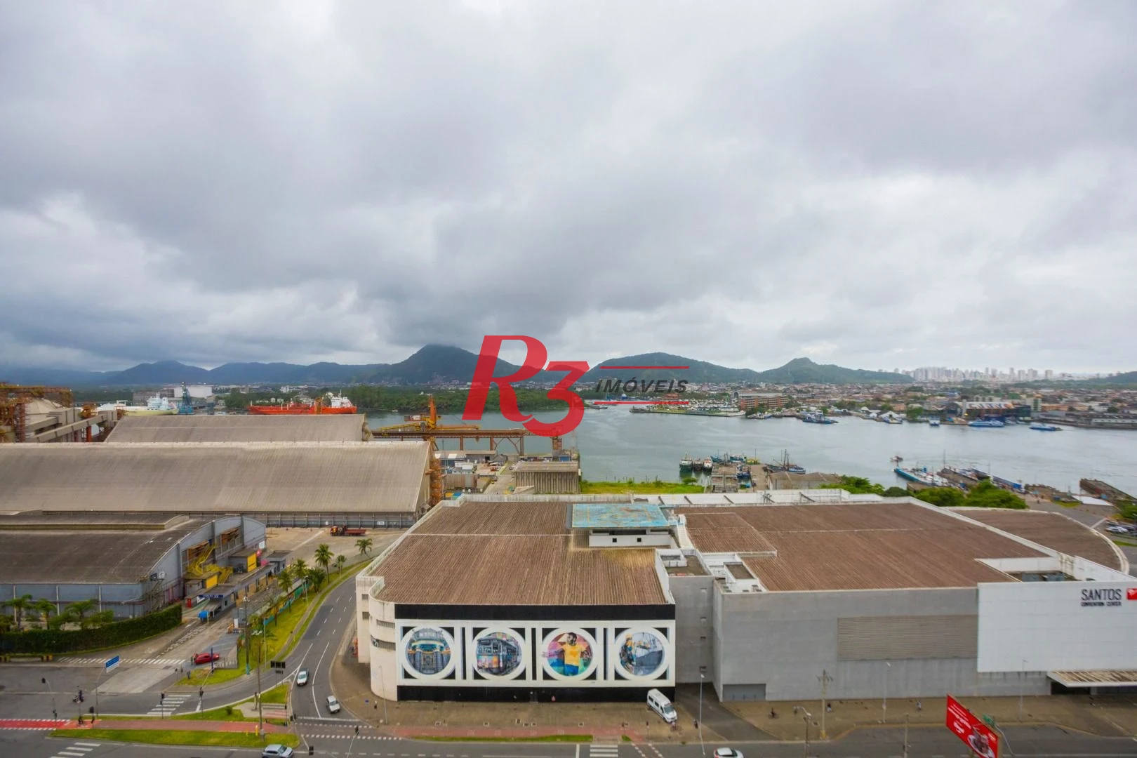 Sala, 35 m² - venda por R$ 355.000,00 ou aluguel por R$ 3.200,00/mês - Ponta da Praia - Santos/SP