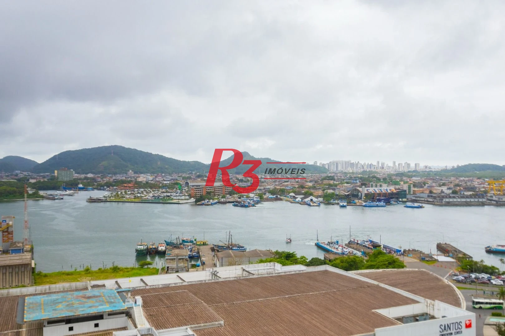 Sala, 35 m² - venda por R$ 355.000,00 ou aluguel por R$ 3.200,00/mês - Ponta da Praia - Santos/SP