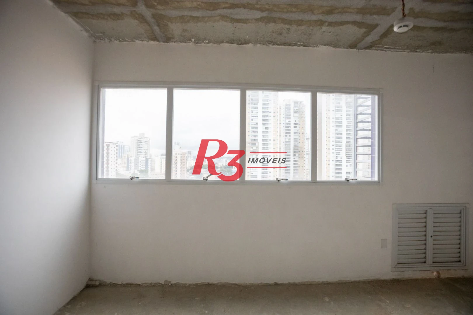 Sala para alugar, 35 m² por R$ 3.200,00/mês - Ponta da Praia - Santos/SP