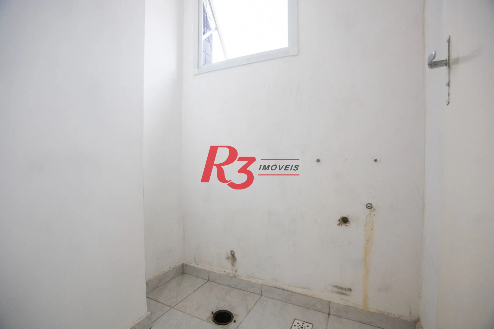 Sala para alugar, 35 m² por R$ 3.200,00/mês - Ponta da Praia - Santos/SP