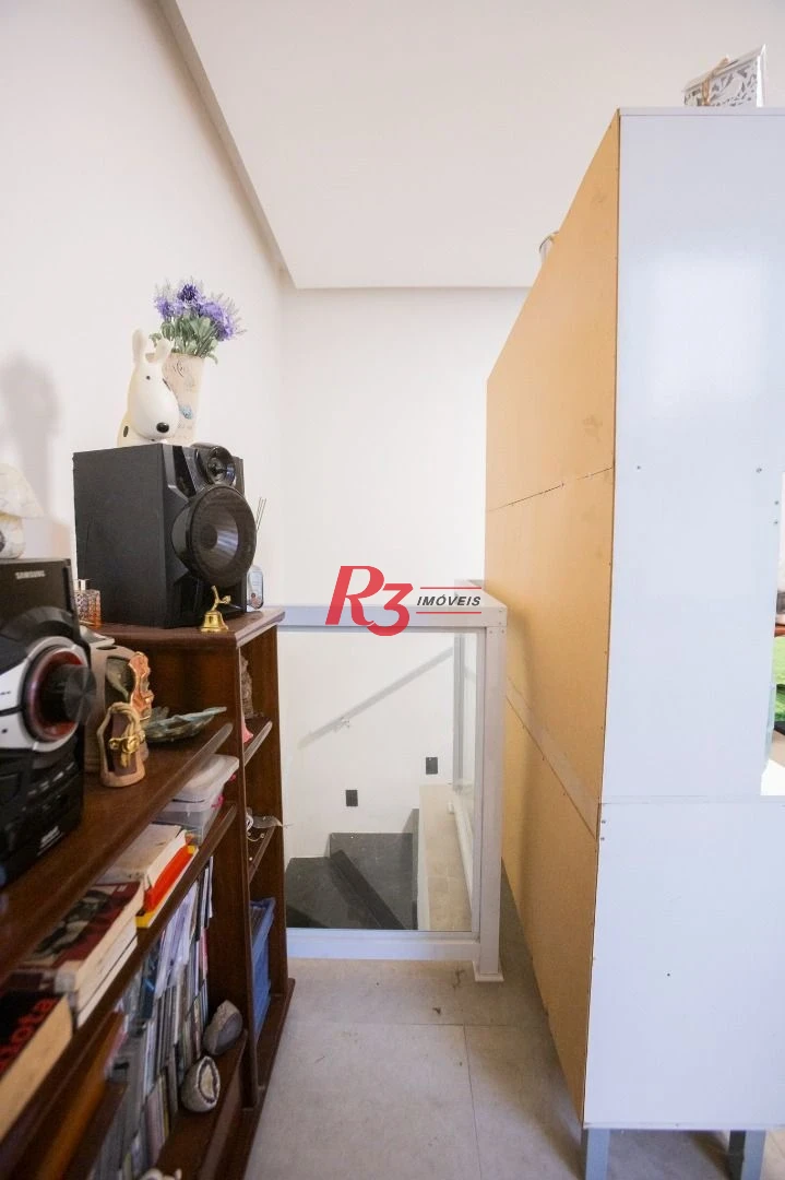 Casa com 2 dormitórios à venda, 89 m² por R$ 430.000,00 - Embaré - Santos/SP