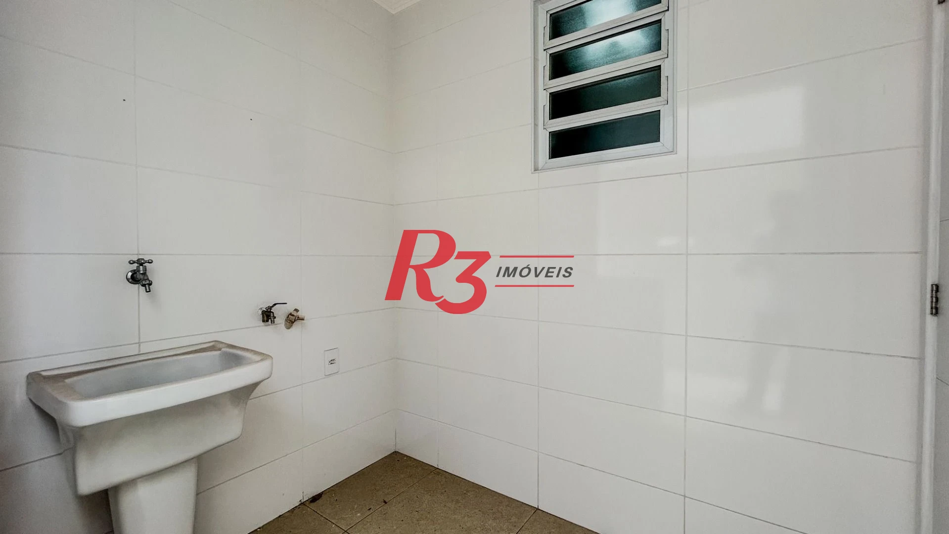 Casa com 3 dormitórios à venda, 95 m² por R$ 775.000,00 - Ponta da Praia - Santos/SP