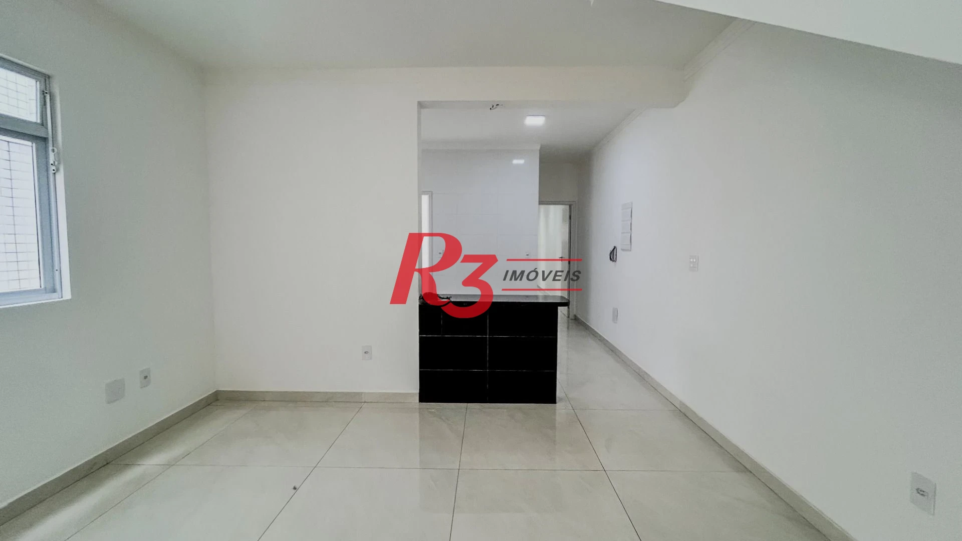 Casa com 3 dormitórios à venda, 95 m² por R$ 775.000,00 - Ponta da Praia - Santos/SP