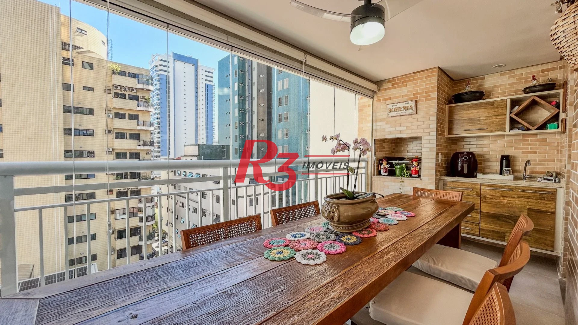 Apartamento com 3 dormitórios à venda, 130 m² por R$ 1.740.000,00 - Gonzaga - Santos/SP