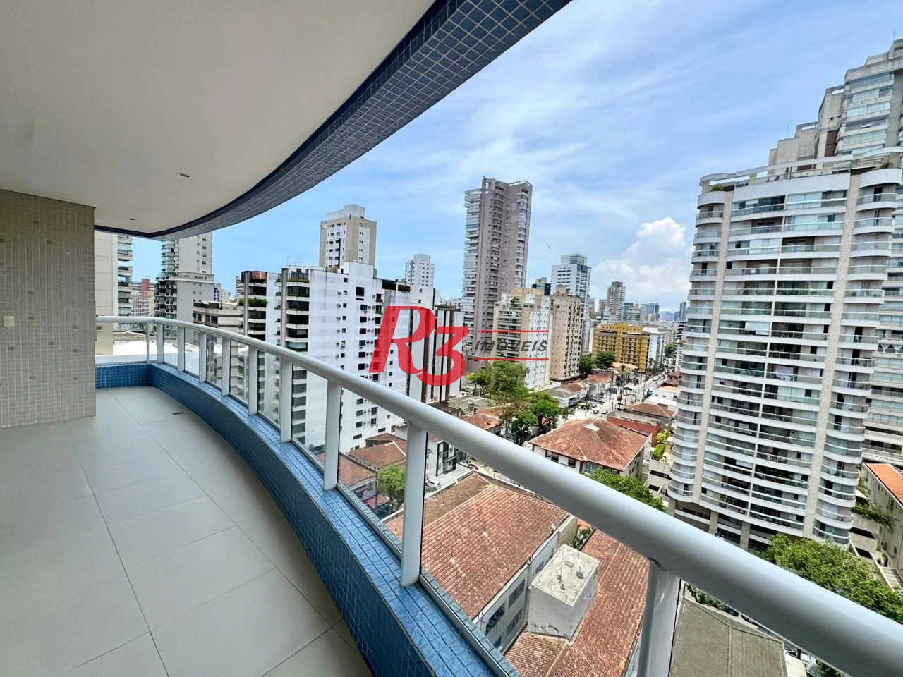 Apartamento com 3 dormitórios à venda, 131 m² por R$ 1.800.000,00 - Boqueirão - Santos/SP