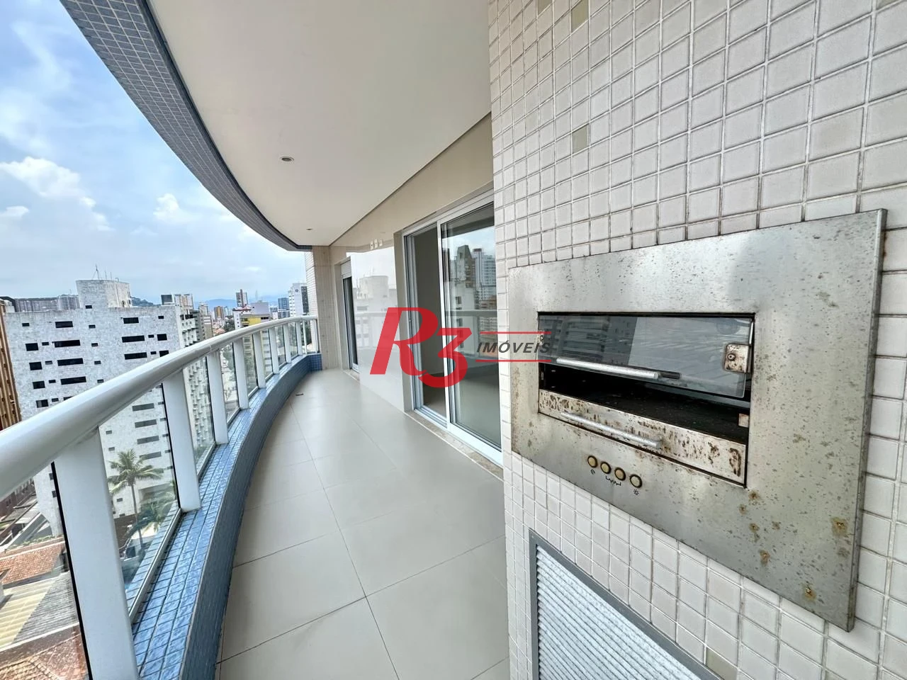 Apartamento com 3 dormitórios à venda, 131 m² por R$ 1.800.000,00 - Boqueirão - Santos/SP