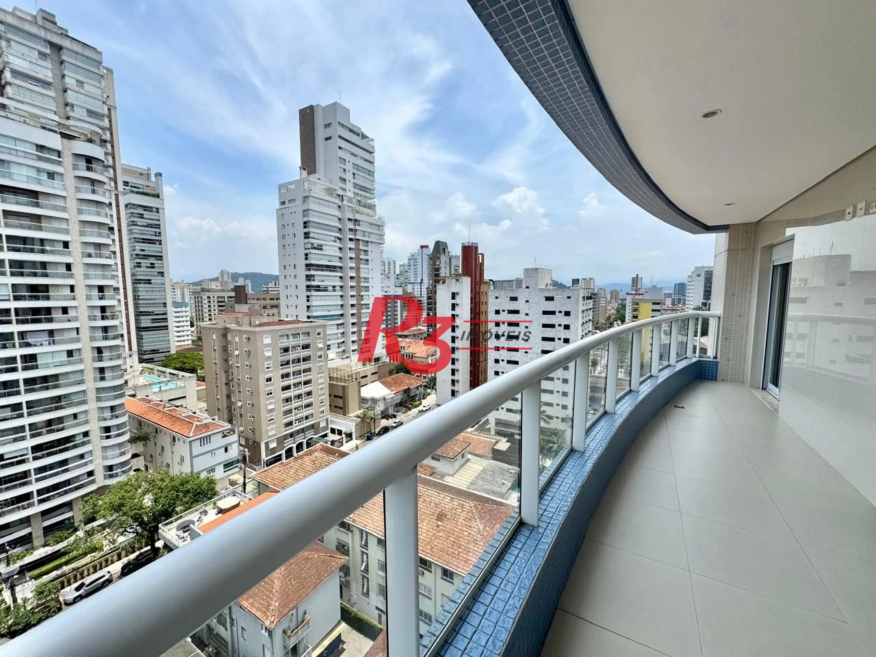 Apartamento com 3 dormitórios à venda, 131 m² por R$ 1.800.000,00 - Boqueirão - Santos/SP