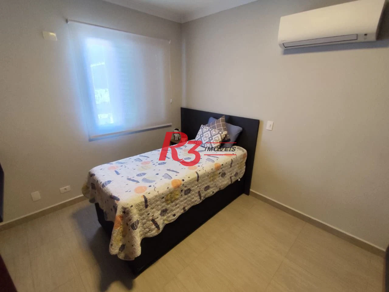 Casa com 3 dormitórios à venda, 165 m² por R$ 1.100.000,00 - Marapé - Santos/SP