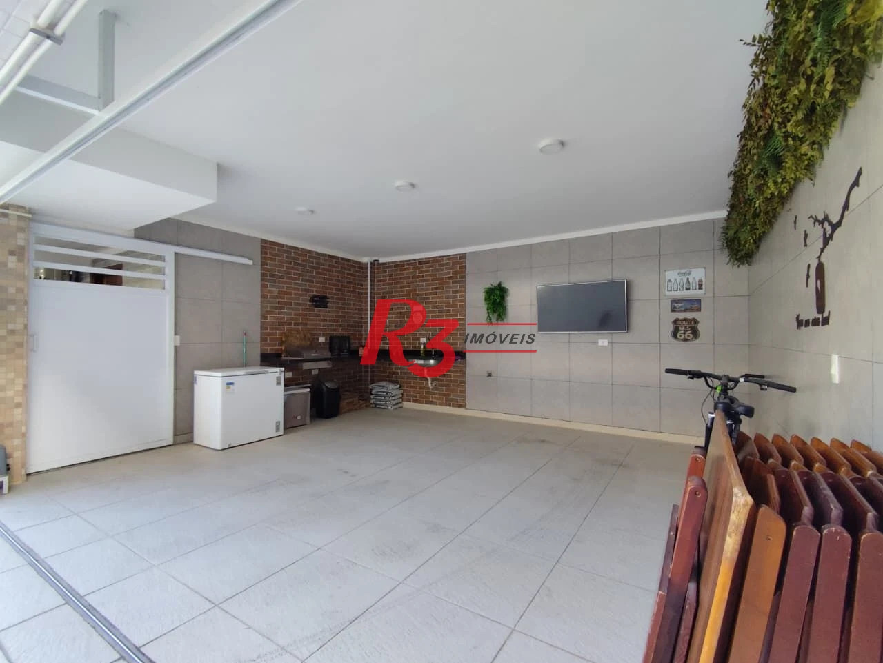 Casa com 3 dormitórios à venda, 165 m² por R$ 1.100.000,00 - Marapé - Santos/SP