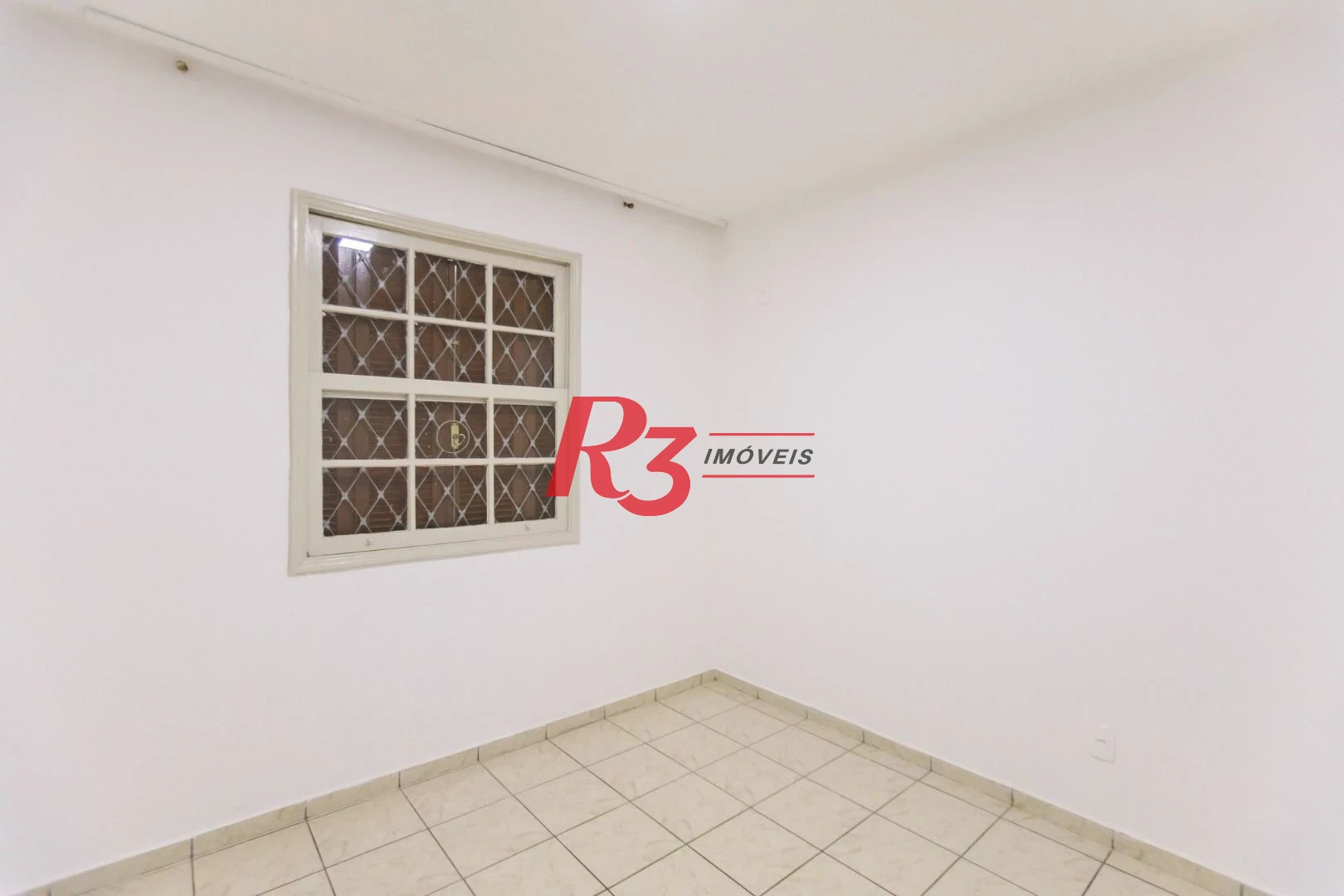 Apartamento com 2 dormitórios à venda, 90 m² por R$ 385.000,00 - Boqueirão - Santos/SP