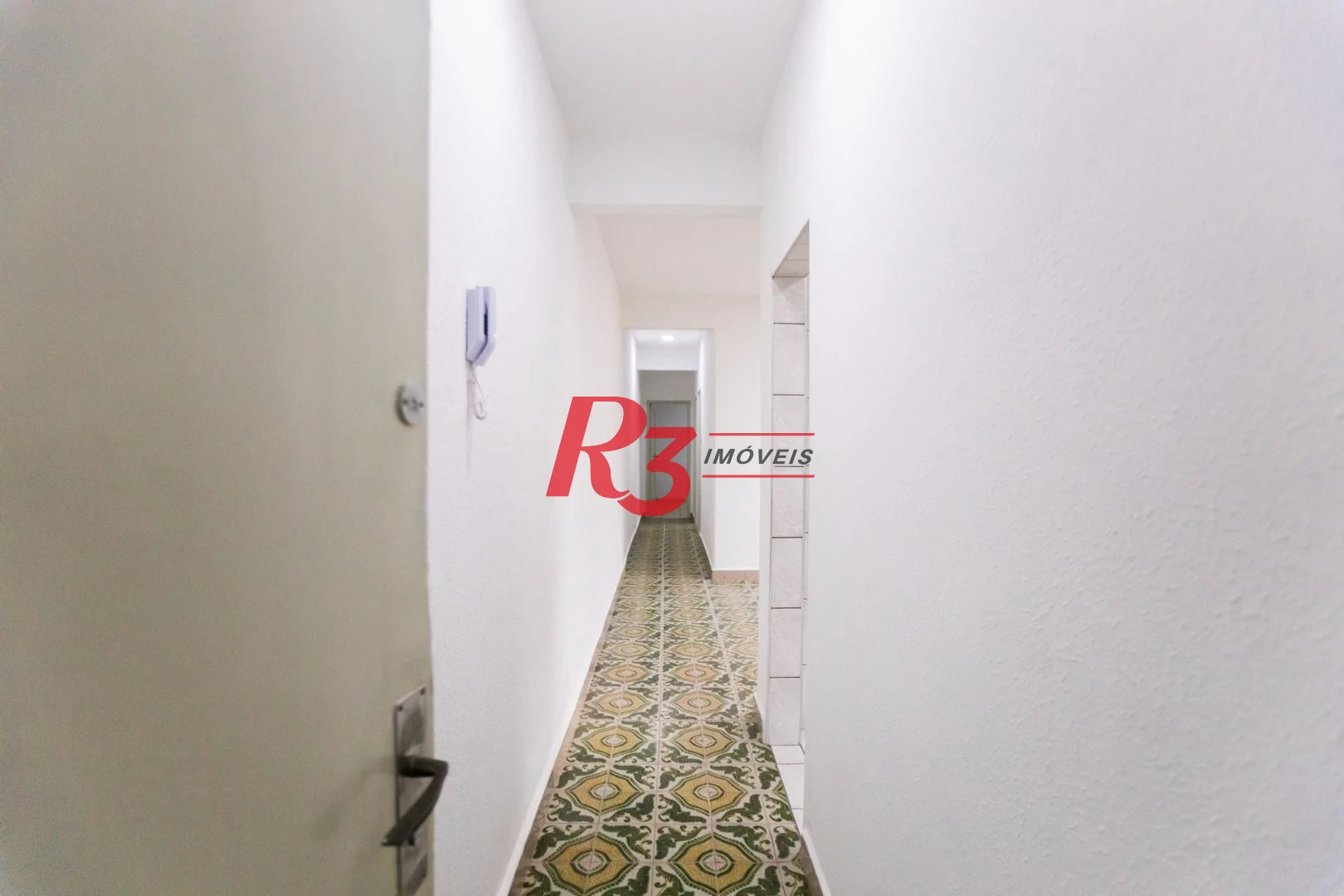 Apartamento com 2 dormitórios à venda, 90 m² por R$ 385.000,00 - Boqueirão - Santos/SP