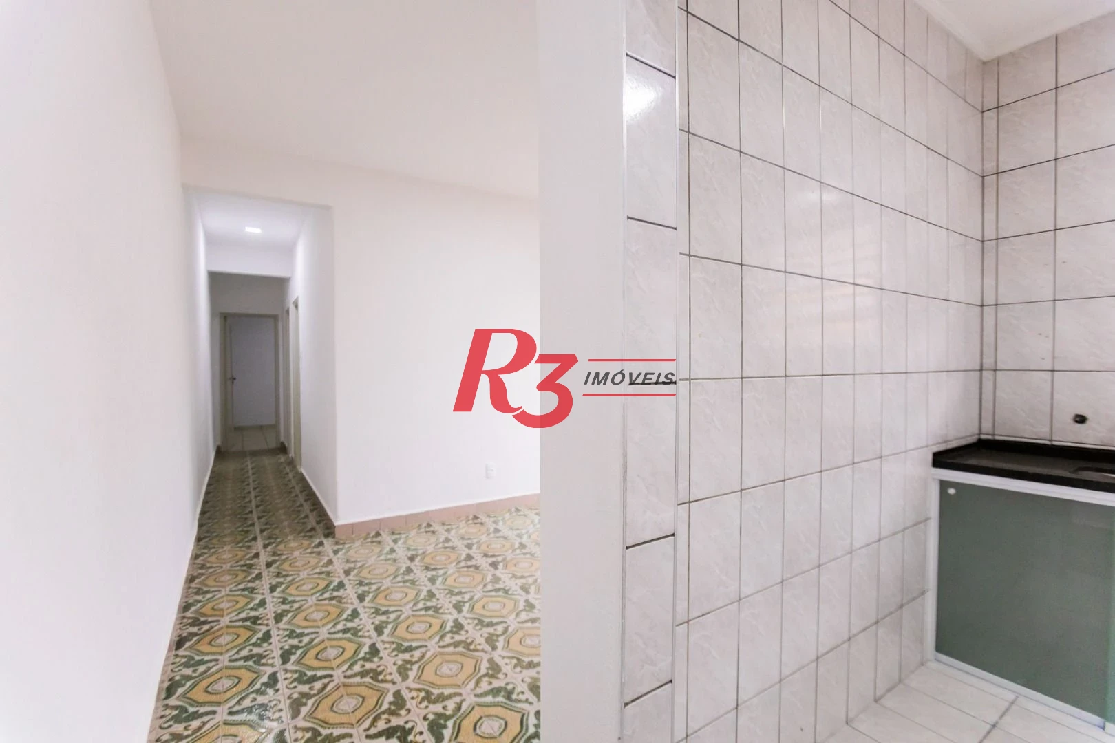 Apartamento com 2 dormitórios à venda, 90 m² por R$ 385.000,00 - Boqueirão - Santos/SP