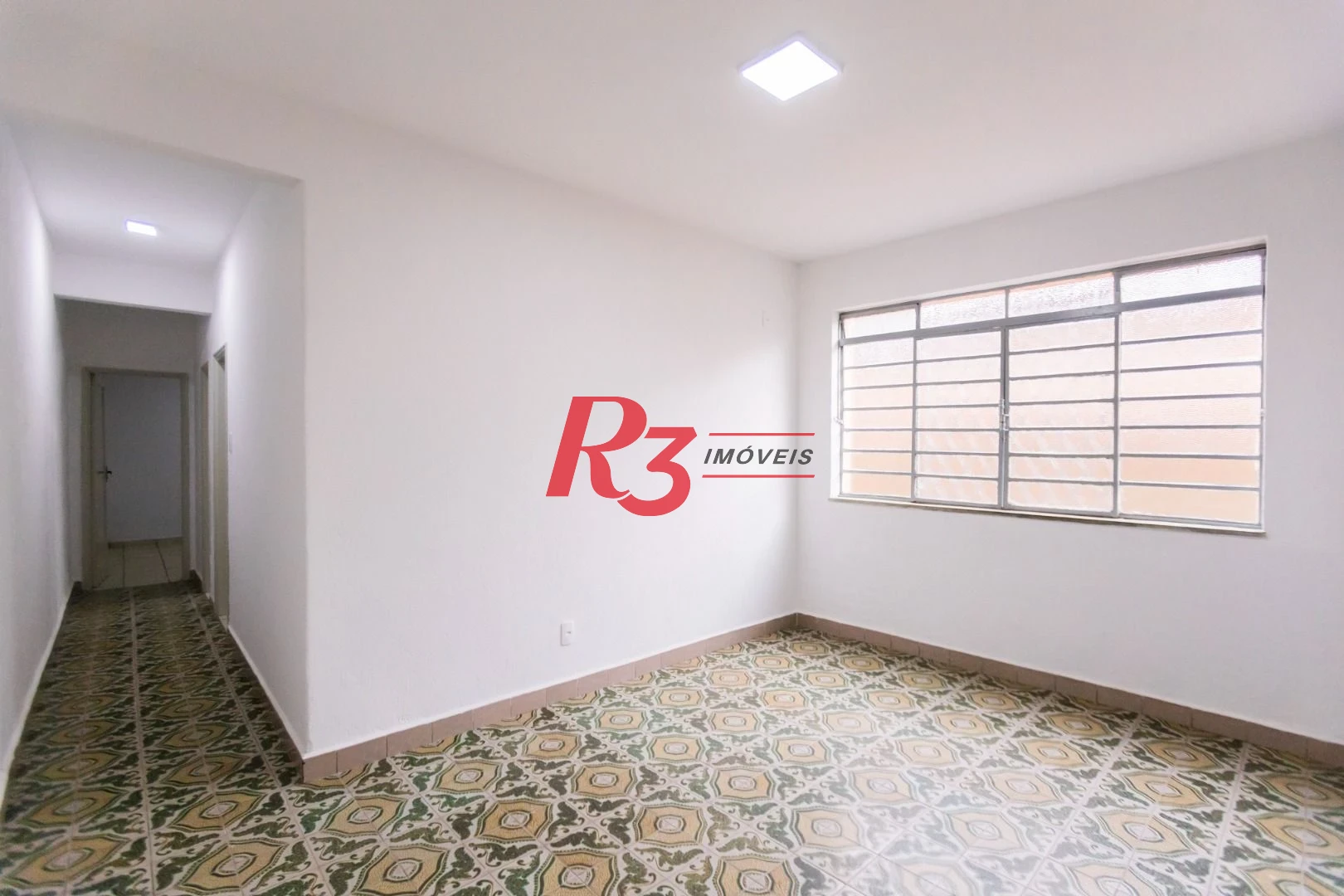 Apartamento com 2 dormitórios à venda, 90 m² por R$ 385.000,00 - Boqueirão - Santos/SP