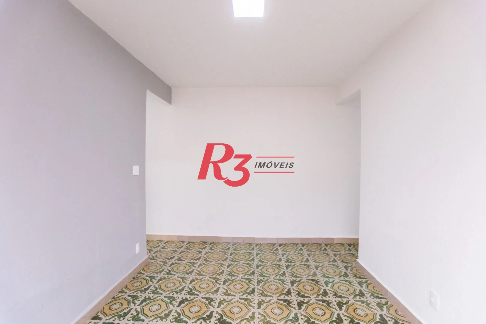 Apartamento com 2 dormitórios à venda, 90 m² por R$ 385.000,00 - Boqueirão - Santos/SP
