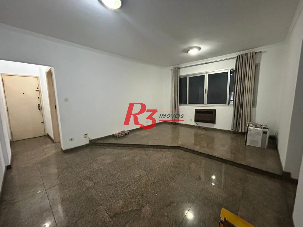 Apartamento com 2 dormitórios à venda, 99 m² por R$ 440.000,00 - Itararé - São Vicente/SP