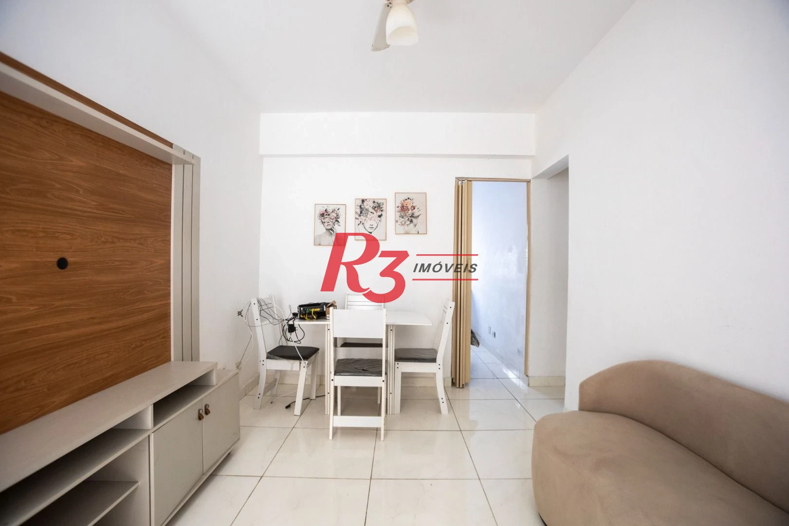 Apartamento com 1 dormitório à venda, 47 m² por R$ 390.000,00 - Gonzaga - Santos/SP