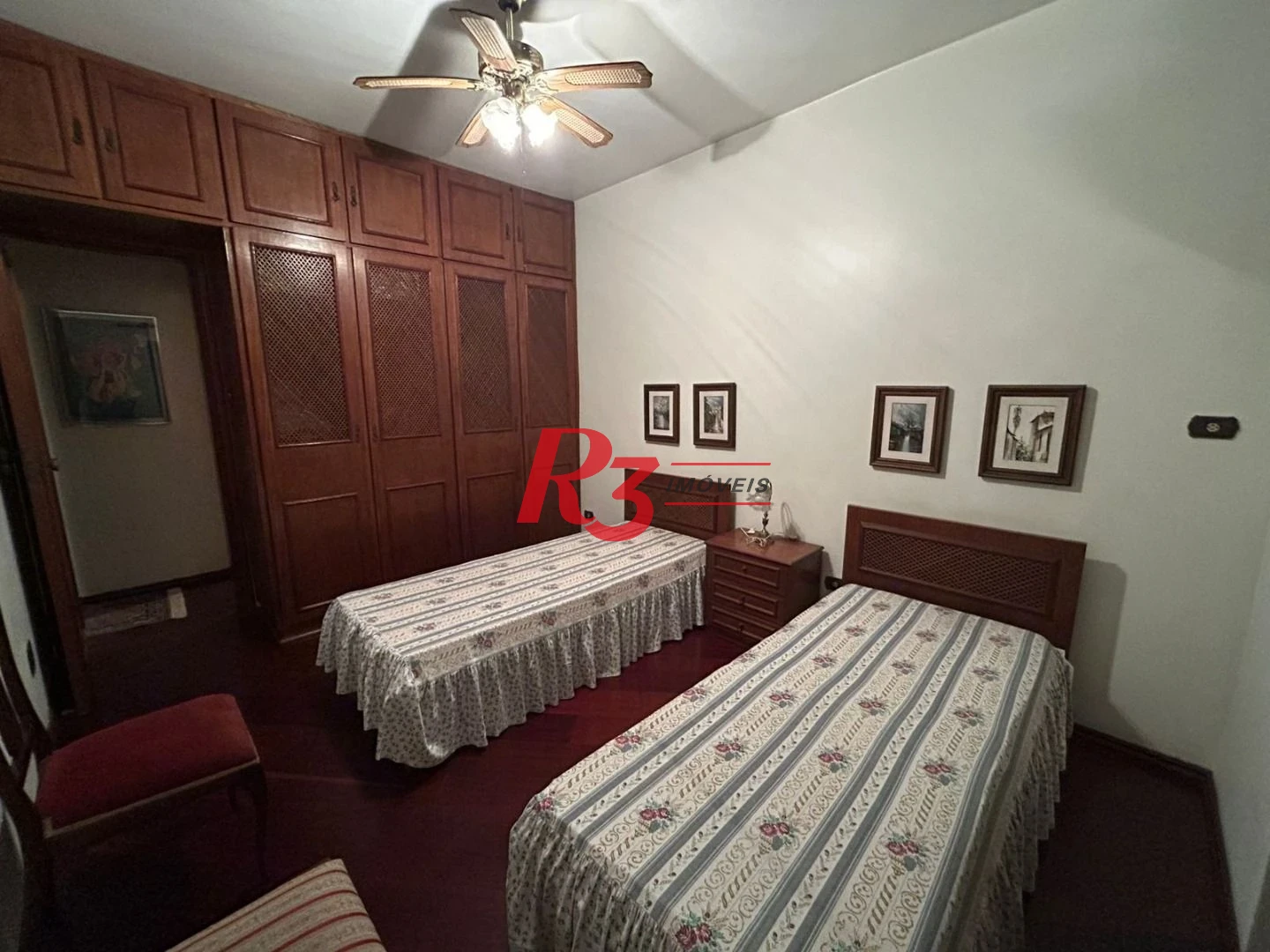 Apartamento com 2 dormitórios à venda, 99 m² por R$ 460.000,00 - Itararé - São Vicente/SP