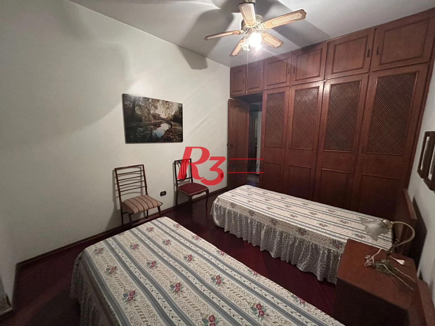Apartamento com 2 dormitórios à venda, 99 m² por R$ 460.000,00 - Itararé - São Vicente/SP