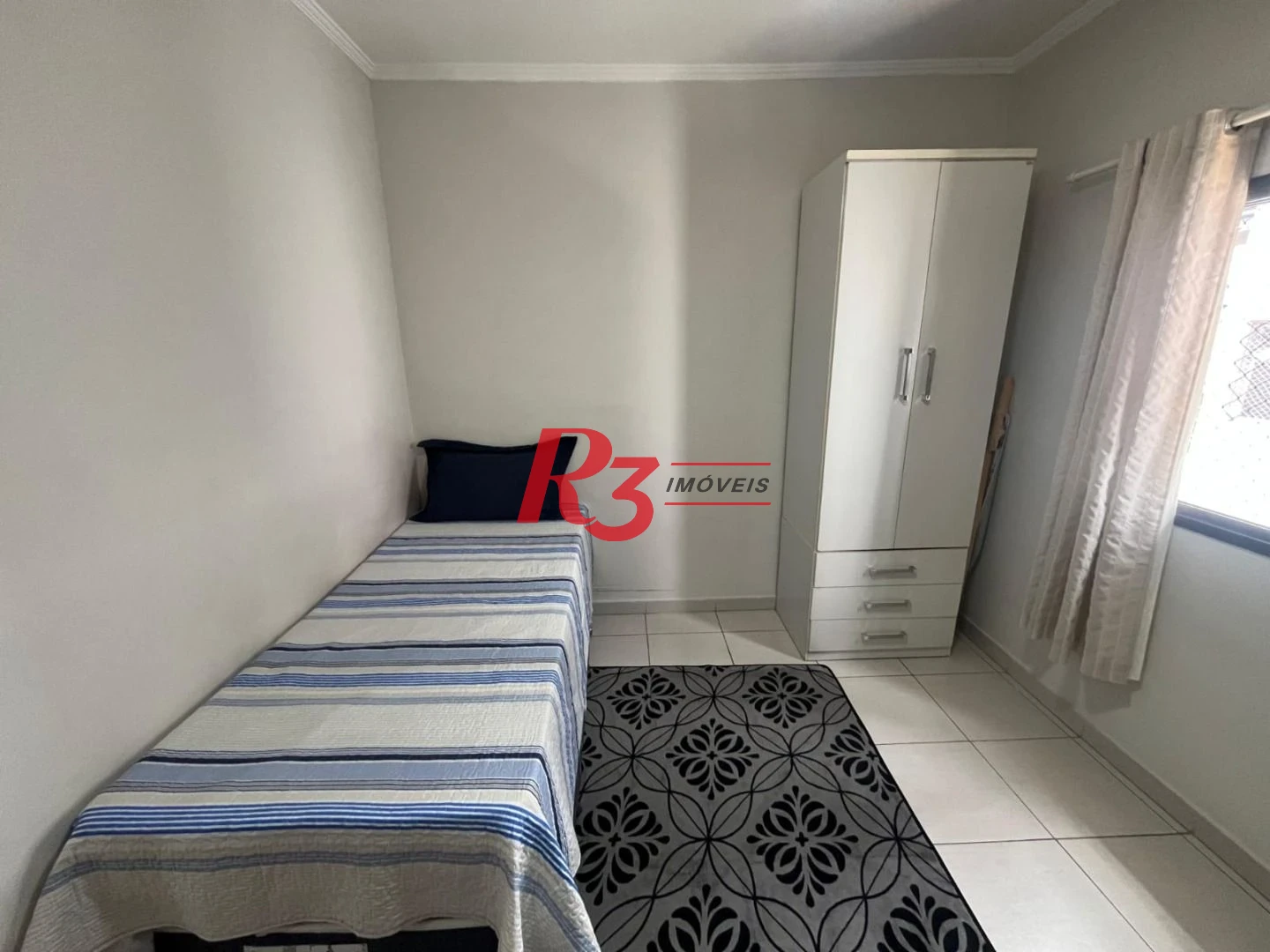 Casa com 3 dormitórios à venda, 141 m² por R$ 680.000,00 - Centro - São Vicente/SP