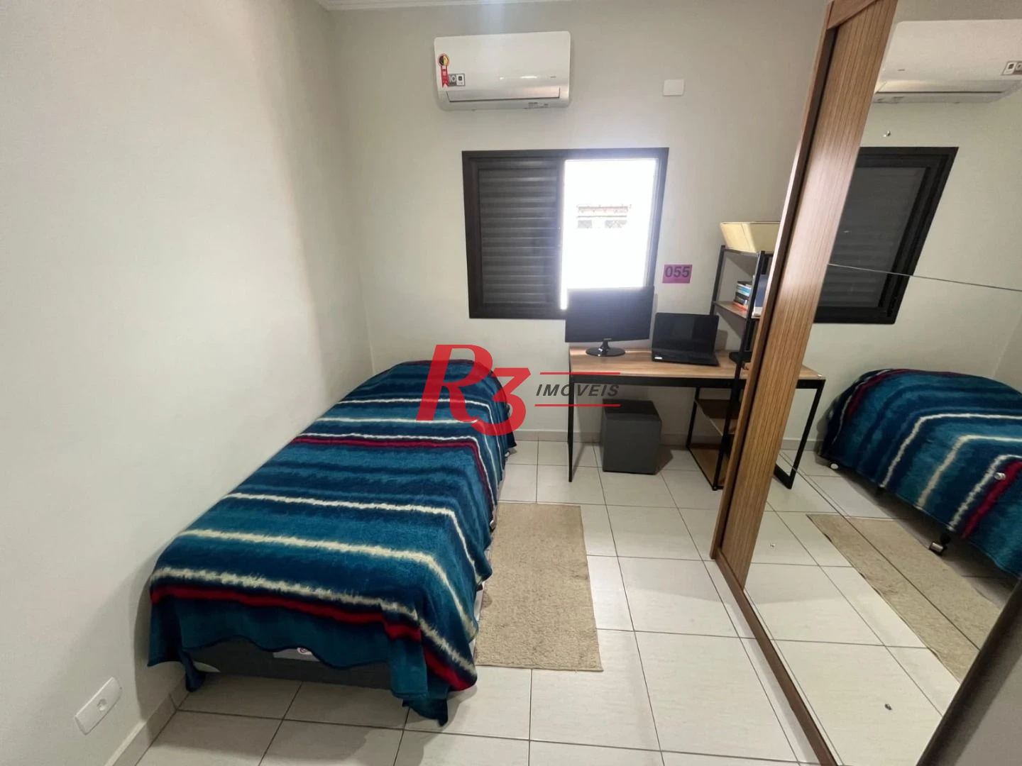 Casa com 3 dormitórios à venda, 141 m² por R$ 680.000,00 - Centro - São Vicente/SP
