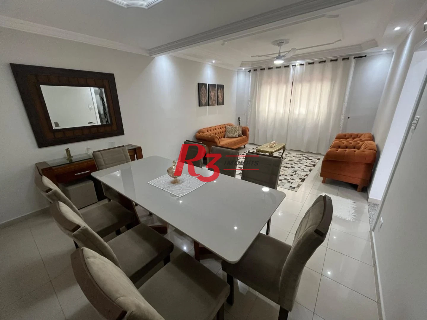 Casa com 3 dormitórios à venda, 141 m² por R$ 680.000,00 - Centro - São Vicente/SP