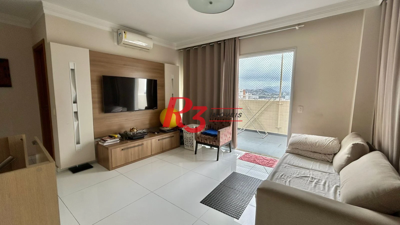 Cobertura com 3 dormitórios à venda, 183 m² por R$ 2.215.000,00 - Gonzaga - Santos/SP