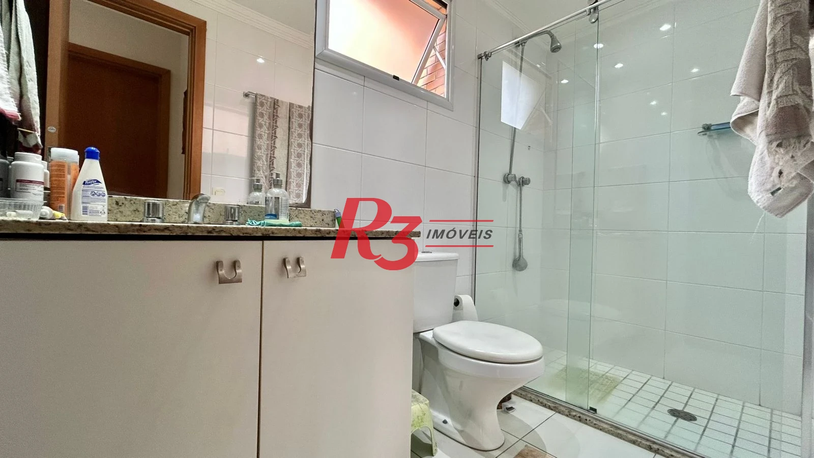 Cobertura com 3 dormitórios à venda, 183 m² por R$ 2.215.000,00 - Gonzaga - Santos/SP