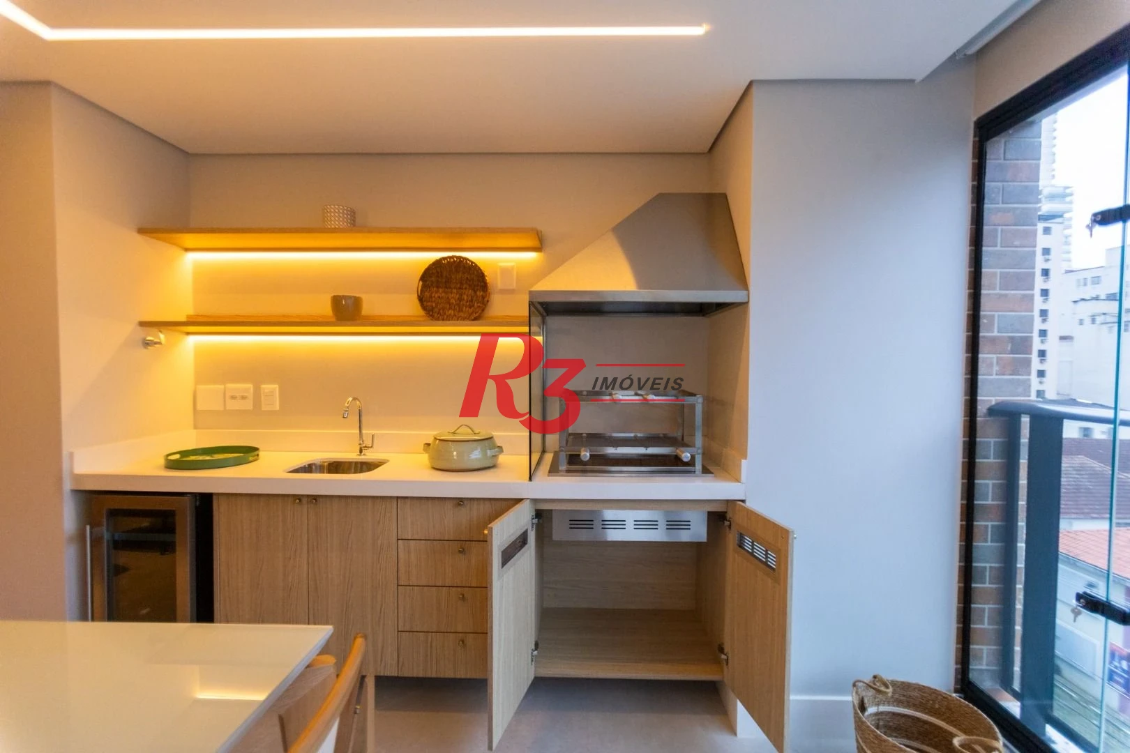 Apartamento à venda, 132 m² por R$ 2.390.000,00 - Pompéia - Santos/SP
