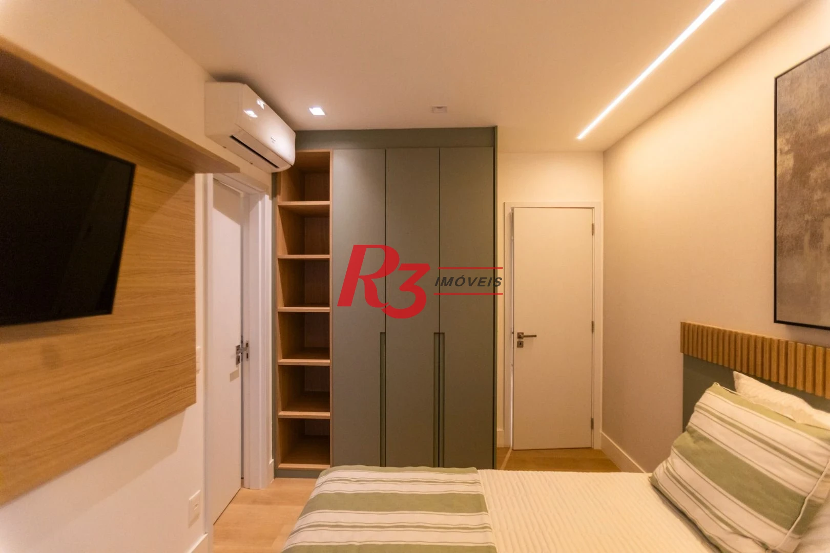 Apartamento à venda, 132 m² por R$ 2.390.000,00 - Pompéia - Santos/SP