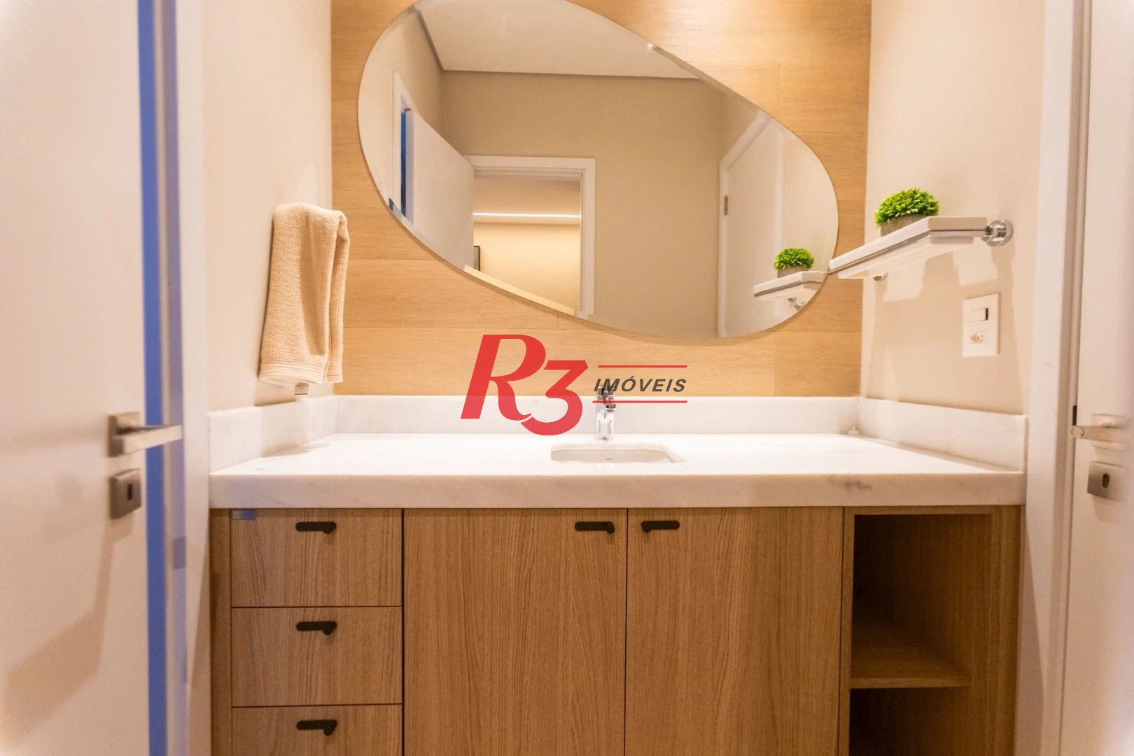 Apartamento à venda, 132 m² por R$ 2.390.000,00 - Pompéia - Santos/SP