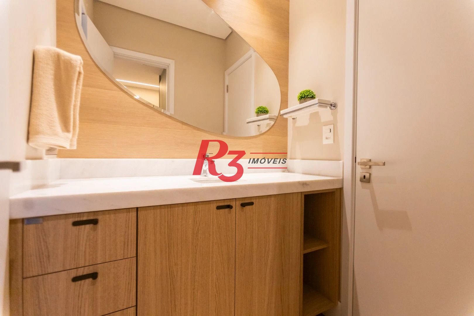 Apartamento à venda, 132 m² por R$ 2.390.000,00 - Pompéia - Santos/SP
