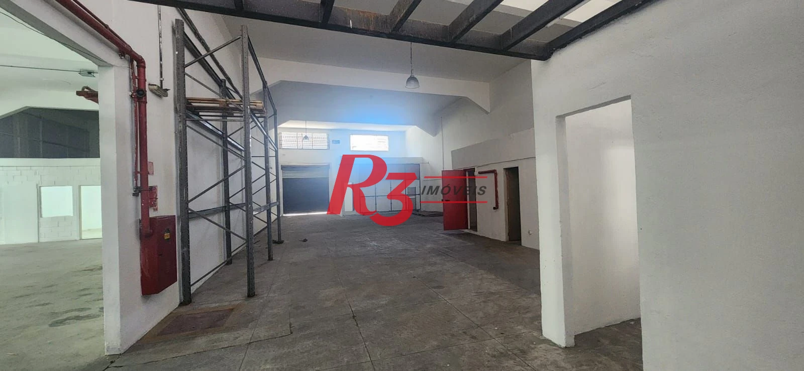 Galpão para alugar, 879 m² por R$ 35.000,01/mês - Encruzilhada - Santos/SP