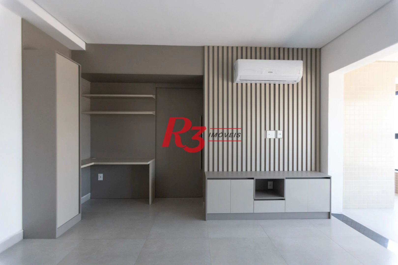 Apartamento com 2 dormitórios à venda, 65 m² por R$ 1.150.000,00 - Ponta da Praia - Santos/SP