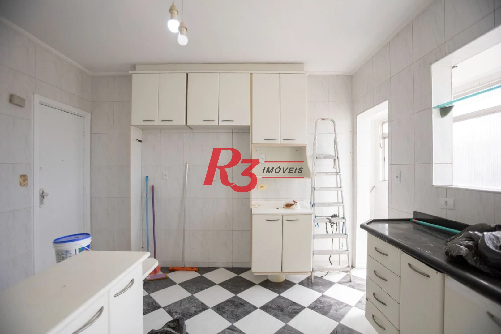 Apartamento à venda, 80 m² por R$ 580.000,00 - Boqueirão - Santos/SP