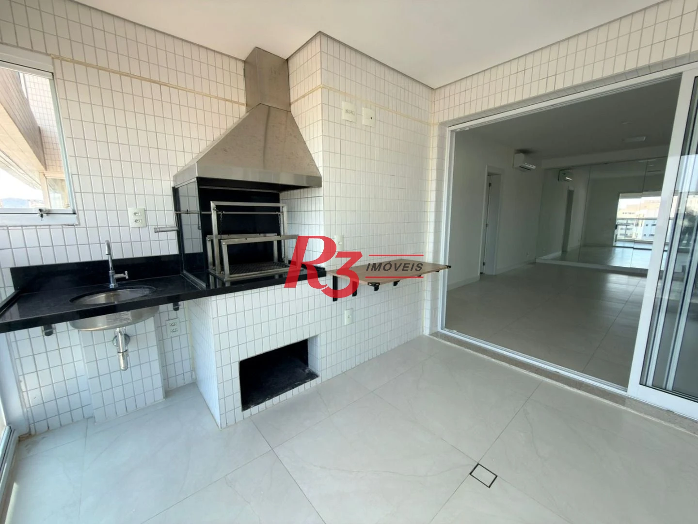Apartamento para alugar, 143 m² por R$ 12.500,08/mês - Boqueirão - Santos/SP
