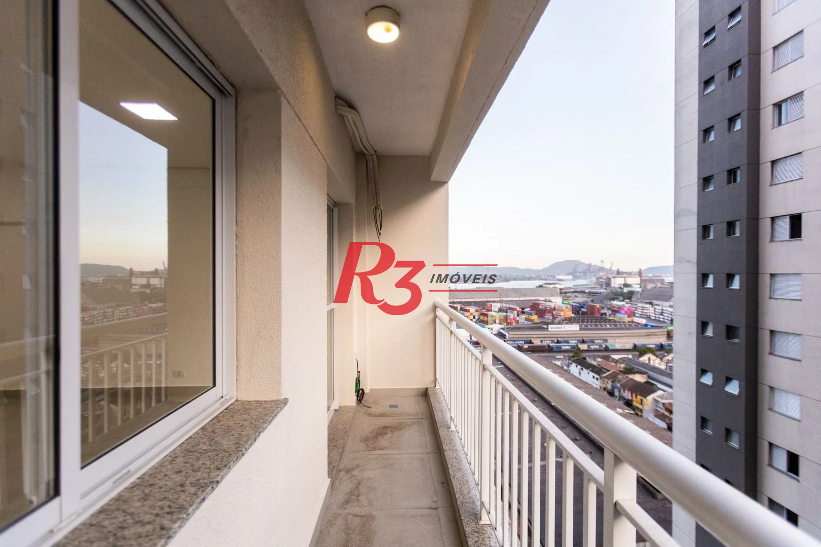 Sala para alugar, 42 m² por R$ 3.000,00/mês - Vila Matias - Santos/SP