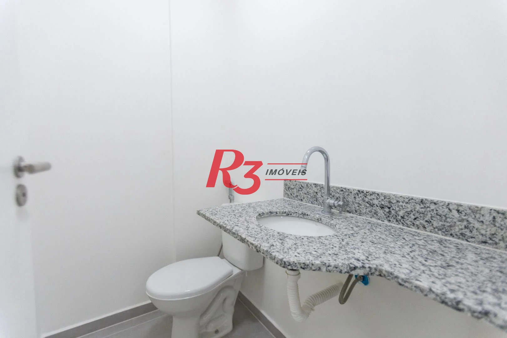 Sala à venda, 42 m² por R$ 370.000,00 - Vila Matias - Santos/SP