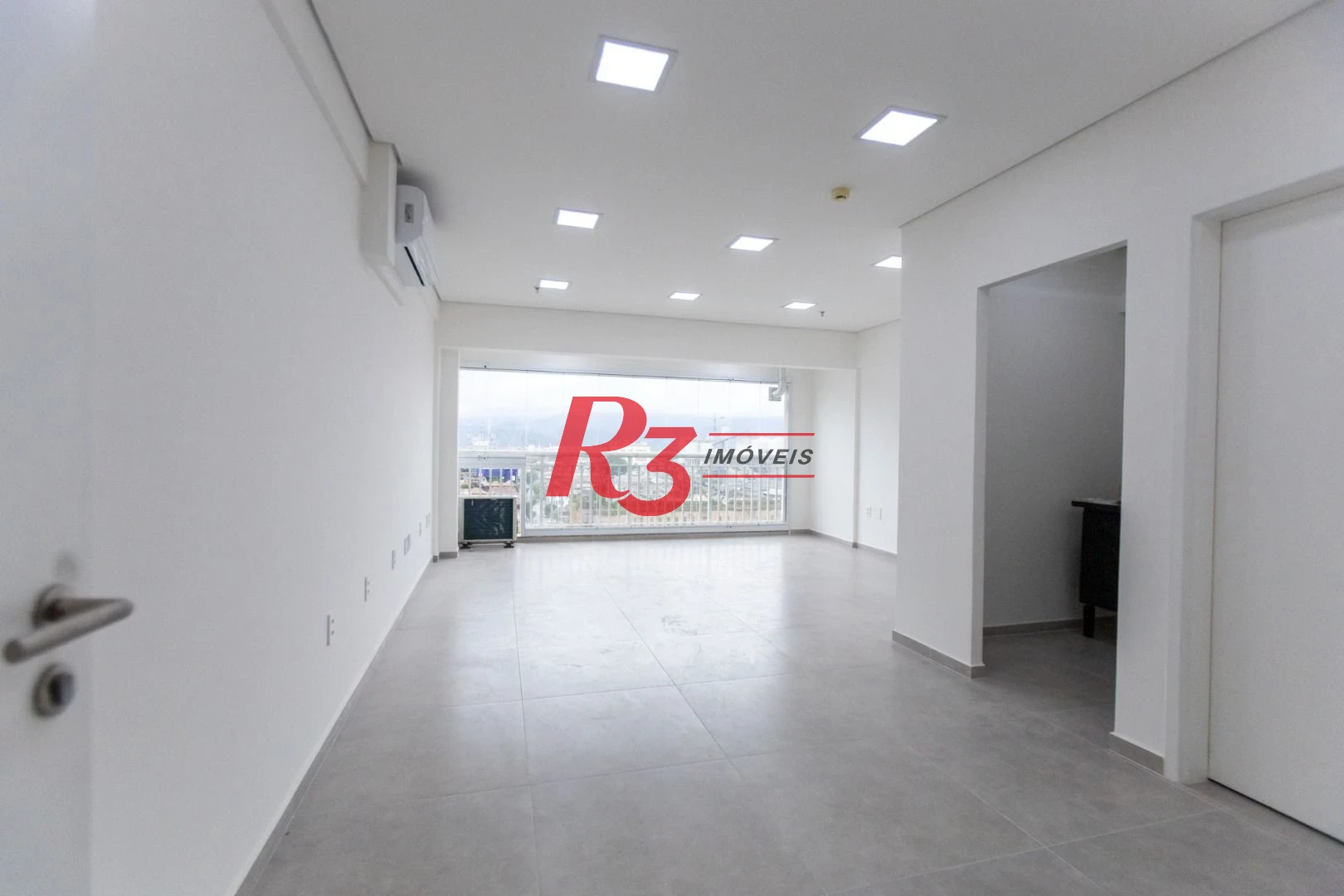 Sala à venda, 42 m² por R$ 370.000,00 - Vila Matias - Santos/SP