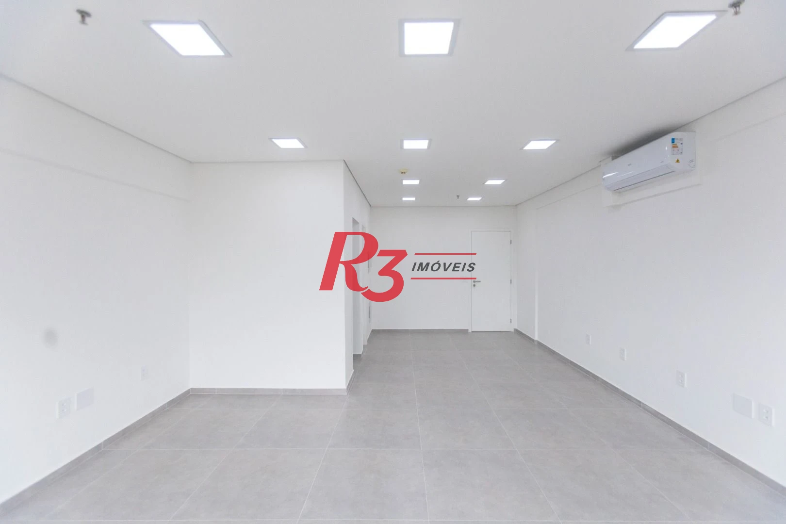 Sala à venda, 42 m² por R$ 370.000,00 - Vila Matias - Santos/SP