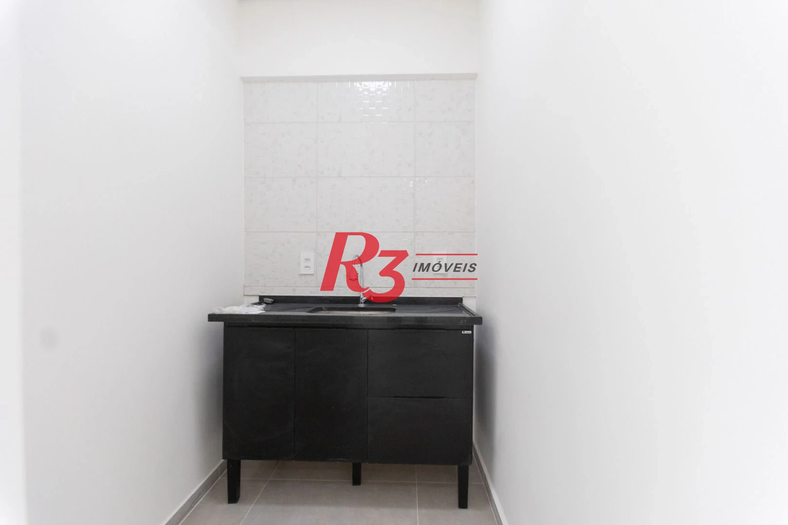 Sala à venda, 42 m² por R$ 370.000,00 - Vila Matias - Santos/SP