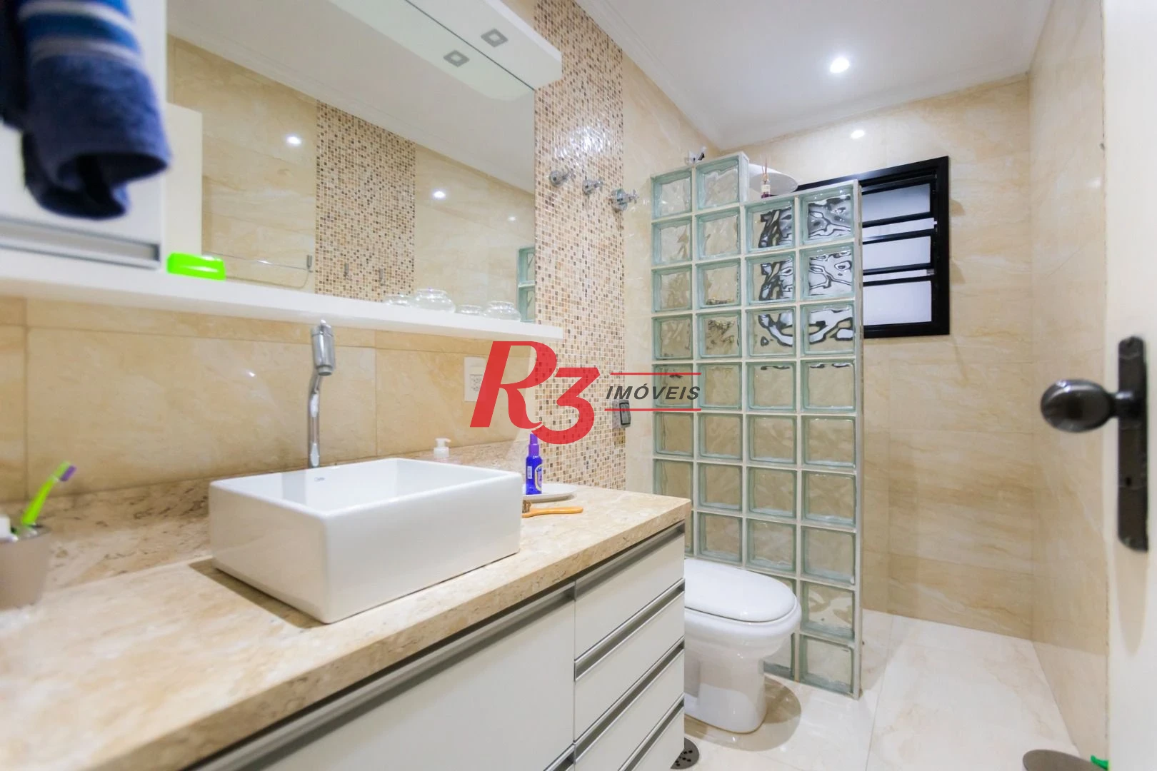 Apartamento com 3 dormitórios à venda, 169 m² por R$ 990.000,00 - Boqueirão - Santos/SP