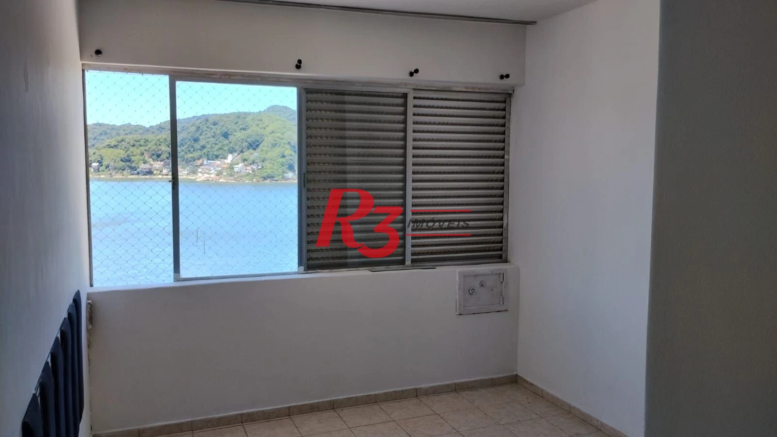 Apartamento com 3 dormitórios à venda, 107 m² por R$ 410.000,00 - Centro - São Vicente/SP