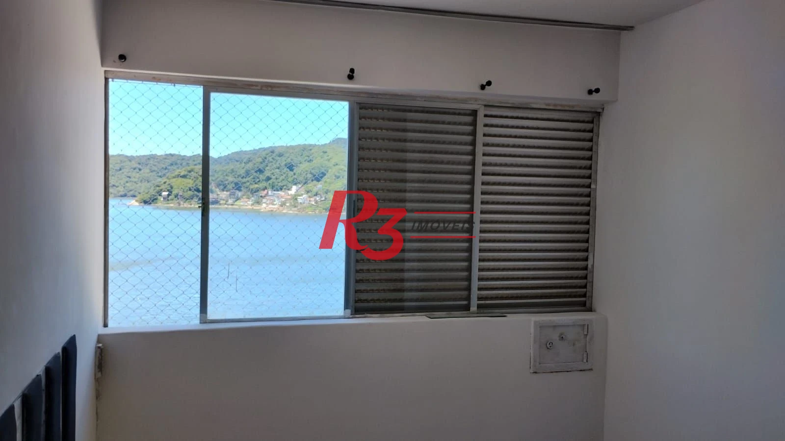 Apartamento com 3 dormitórios à venda, 107 m² por R$ 410.000,00 - Centro - São Vicente/SP