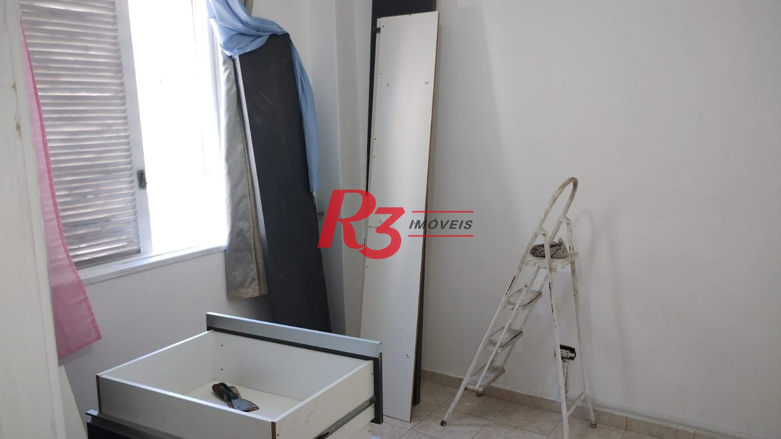 Apartamento com 3 dormitórios à venda, 107 m² por R$ 410.000,00 - Centro - São Vicente/SP